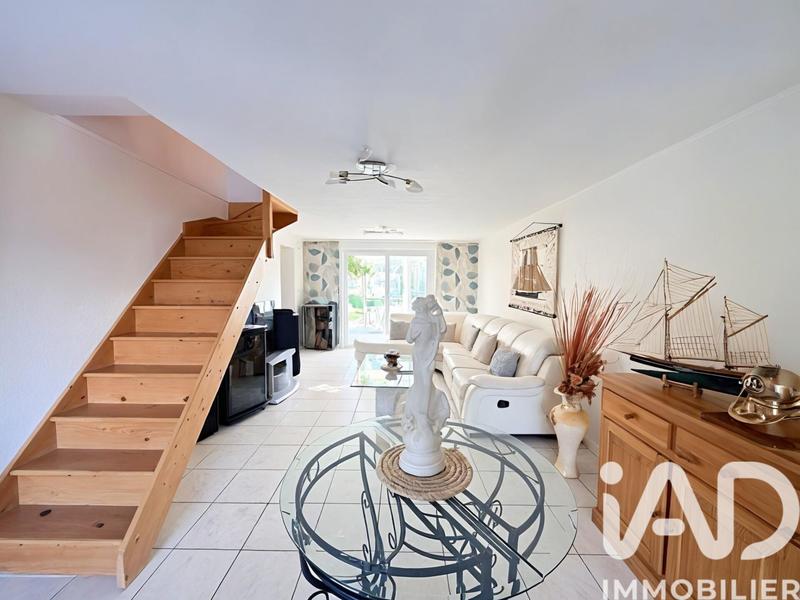 Maison - 111 m² - 5 pièces