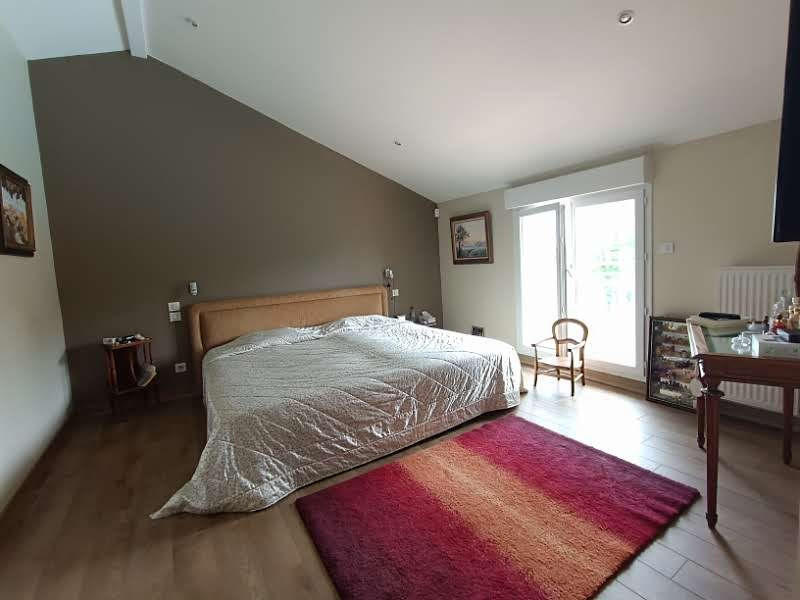 Villa - 248 m² - 8 pièces