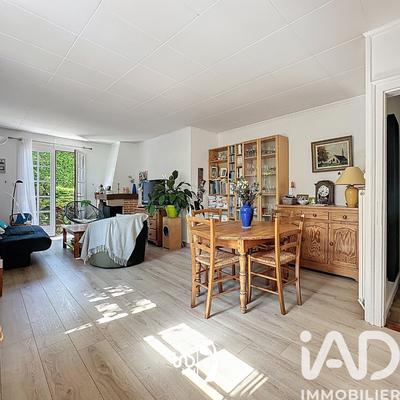 Maison - 85 m² - 3 pièces
