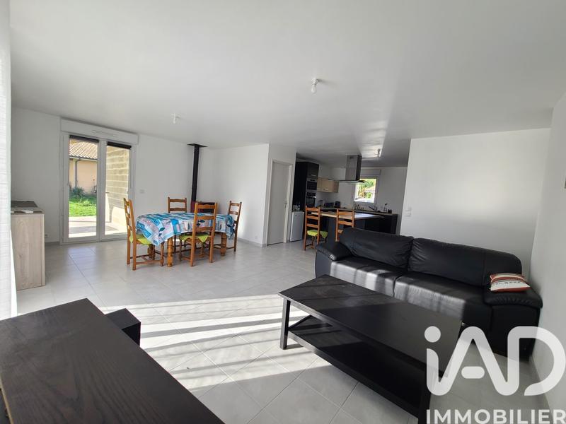 Maison - 90 m² - 5 pièces