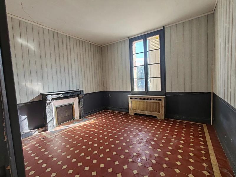 Maison - 186 m² - 6 pièces