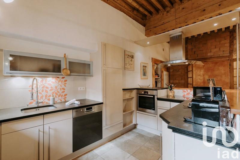 Appartement - 90 m² - 4 pièces