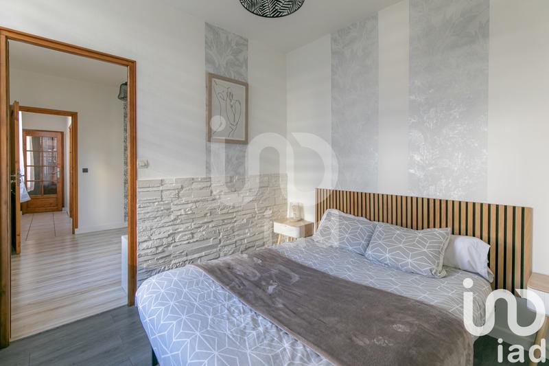 Maison - 102 m² - 5 pièces
