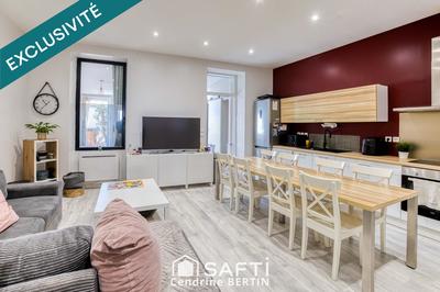 Appartement - 77 m² - 5 pièces