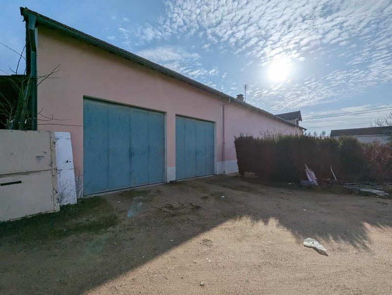 Maison - 271 m² - 8 pièces