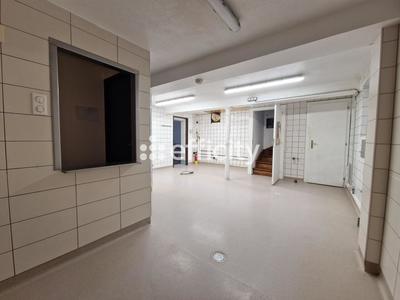 Maison - 388 m² - 10 pièces