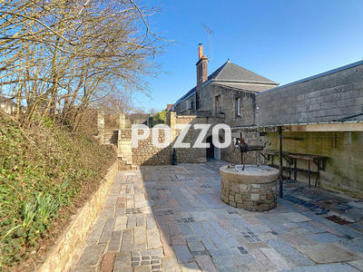 Maison - 185 m² - 6 pièces