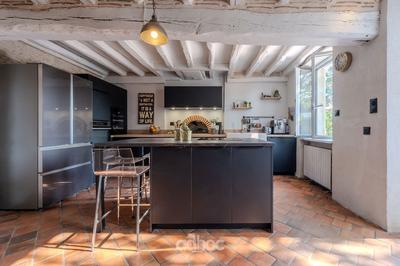 Maison ancienne - 220 m² - 7 pièces