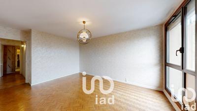 Appartement - 100 m² - 5 pièces