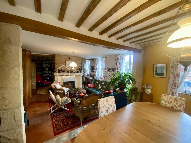 Demeure - 177 m² - 5 pièces