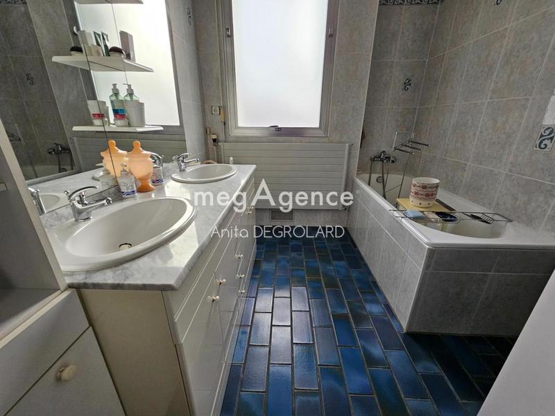 Appartement - 134 m² - 3 pièces