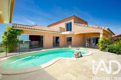 Maison de maîtres - 222 m² - 11 pièces