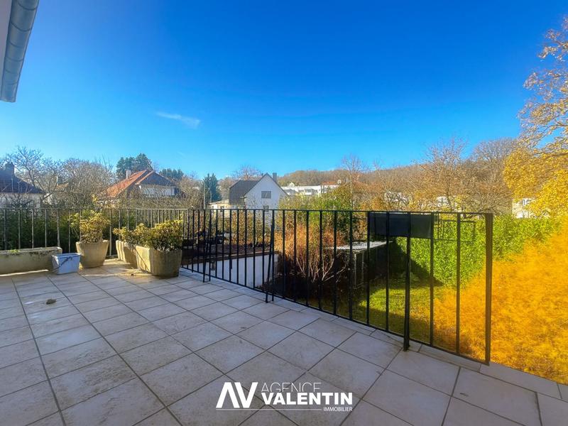 Maison - 107 m² - 5 pièces