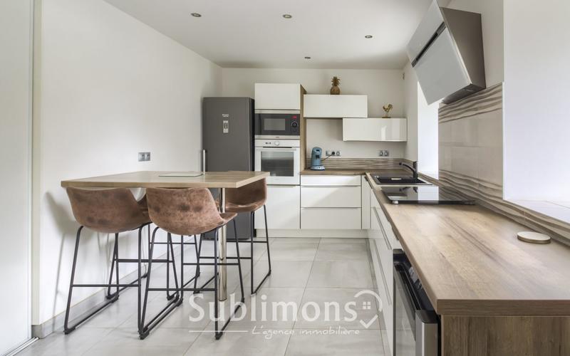 Maison - 177 m² - 5 pièces