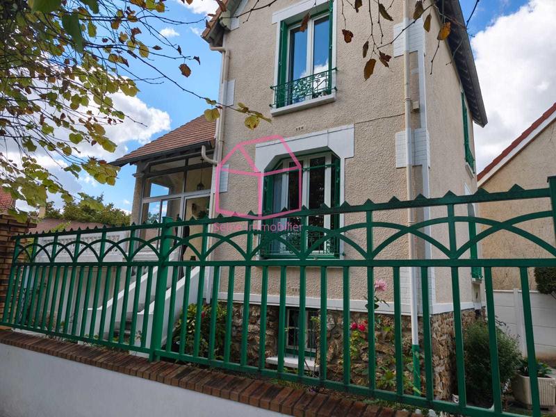 Maison - 80 m² - 4 pièces