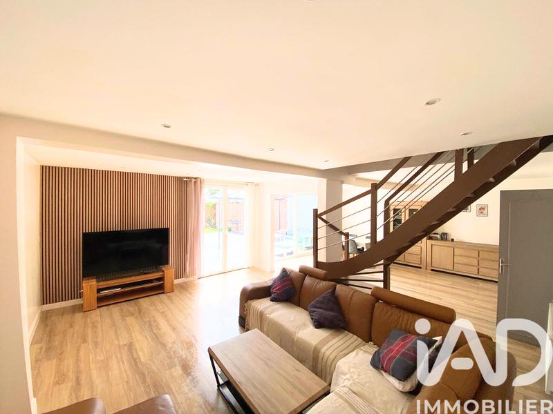 Maison - 135 m² - 5 pièces