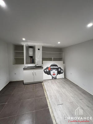 Local commercial - 101 m²