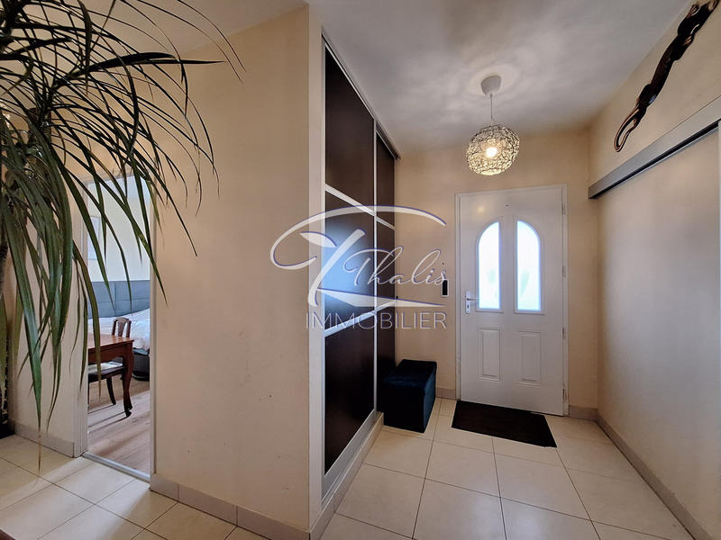 Maison - 150 m² - 5 pièces