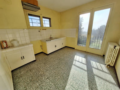 Maison - 186 m² - 10 pièces