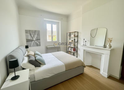 Maison - 170 m² - 8 pièces