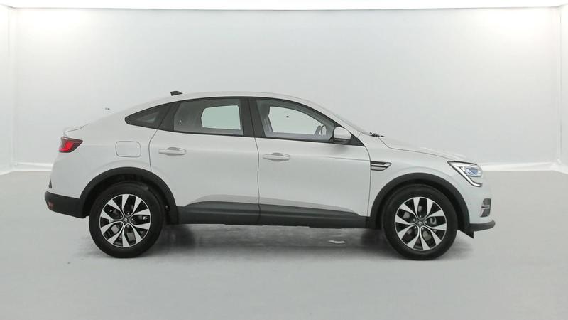 Renault Arkana E-Tech 145 Zen 5p