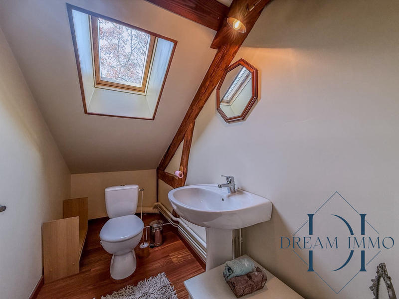 Maison ancienne - 238 m² - 5 pièces