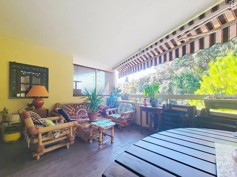 Appartement - 80 m² - 3 pièces