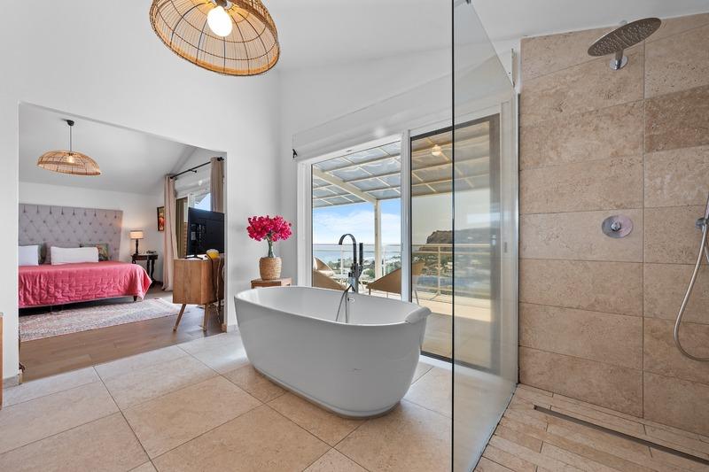 Villa - 360 m² - 10 pièces