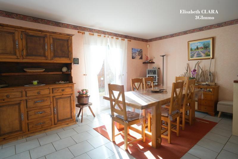 Maison - 102 m² - 5 pièces