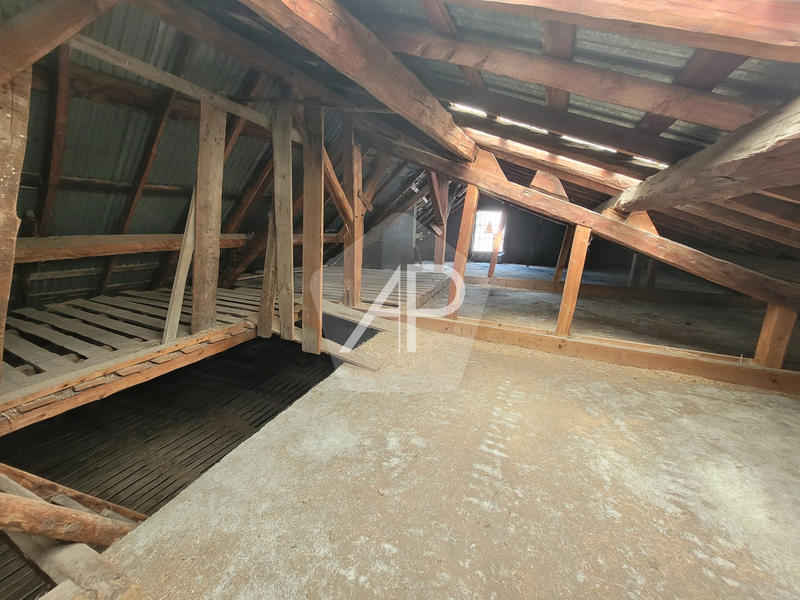 Maison ancienne - 138 m² - 7 pièces