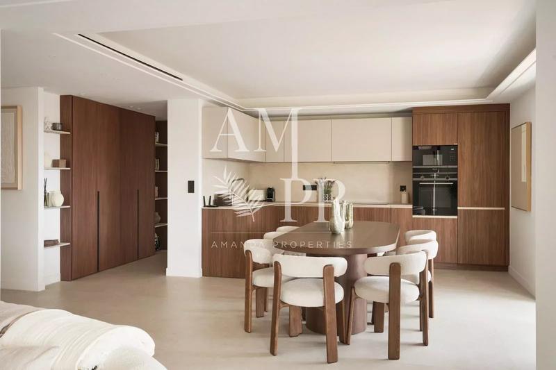 Appartement - 130 m² - 5 pièces