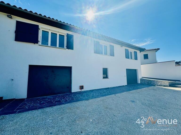 Maison - 175 m² - 5 pièces