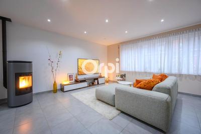 Maison - 103 m² - 4 pièces