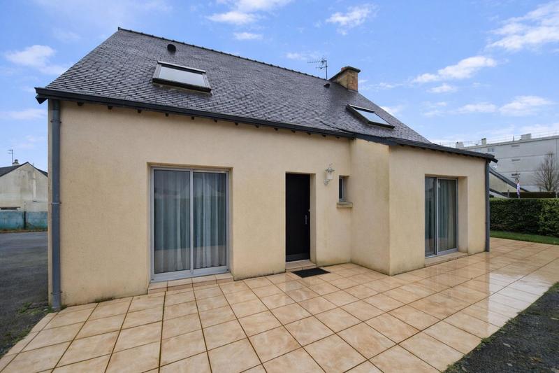 Maison - 102 m² - 7 pièces