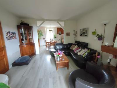 Maison - 144 m² - 6 pièces