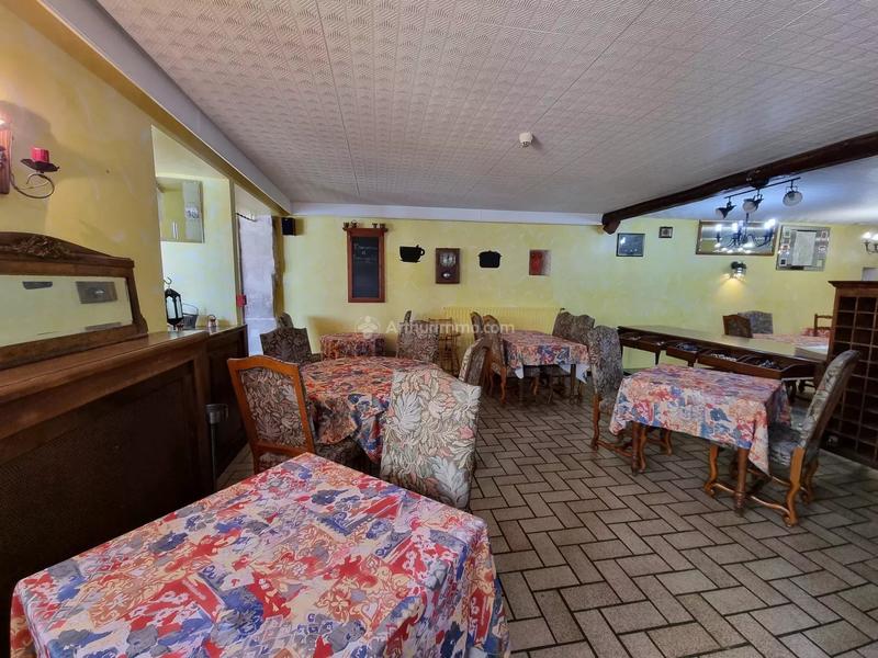 Immeuble - 764 m² - 37 pièces