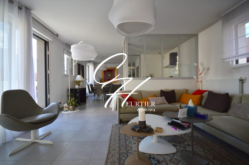 Appartement - 105 m² - 4 pièces