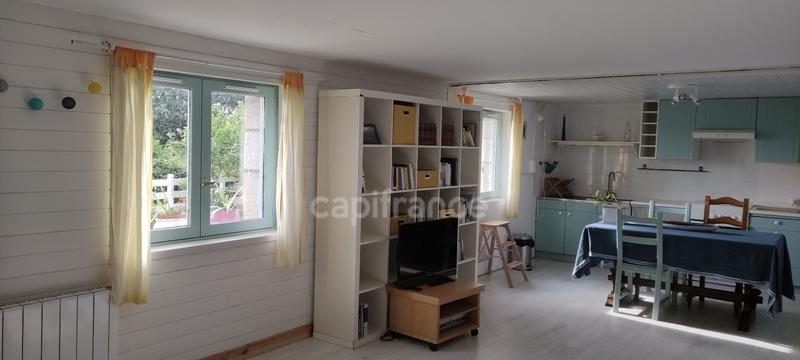 Propriété - 321 m² - 10 pièces