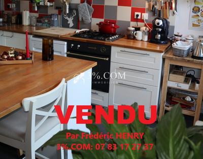 Maison - 90 m² - 4 pièces