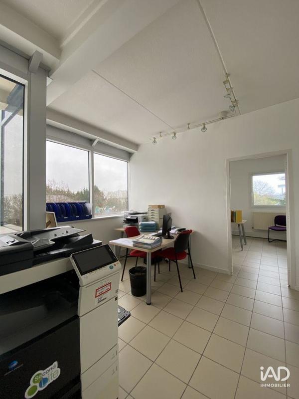 Local commercial - 596 m²