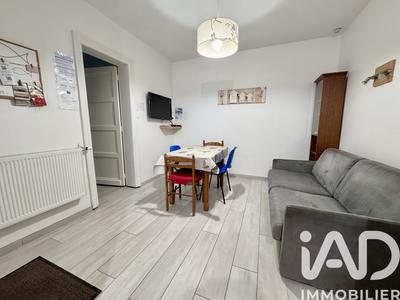 Maison - 102 m² - 8 pièces