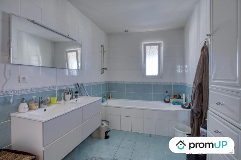 Maison - 148 m² - 4 pièces