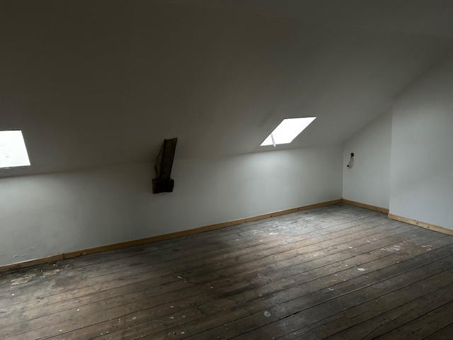 Maison - 166 m² - 8 pièces