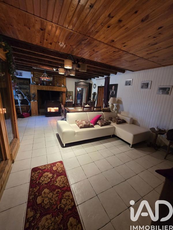 Maison - 180 m² - 8 pièces