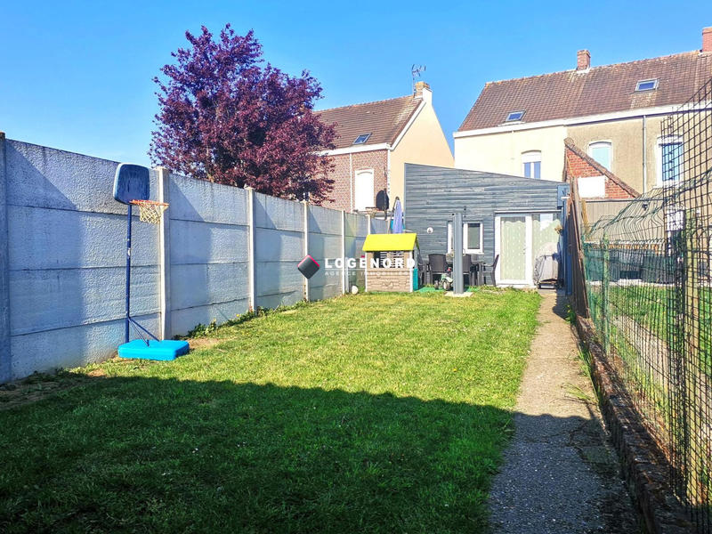 Maison - 125 m² - 5 pièces