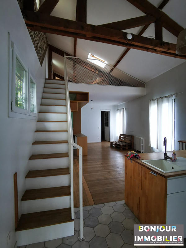 Maison - 104 m² - 4 pièces