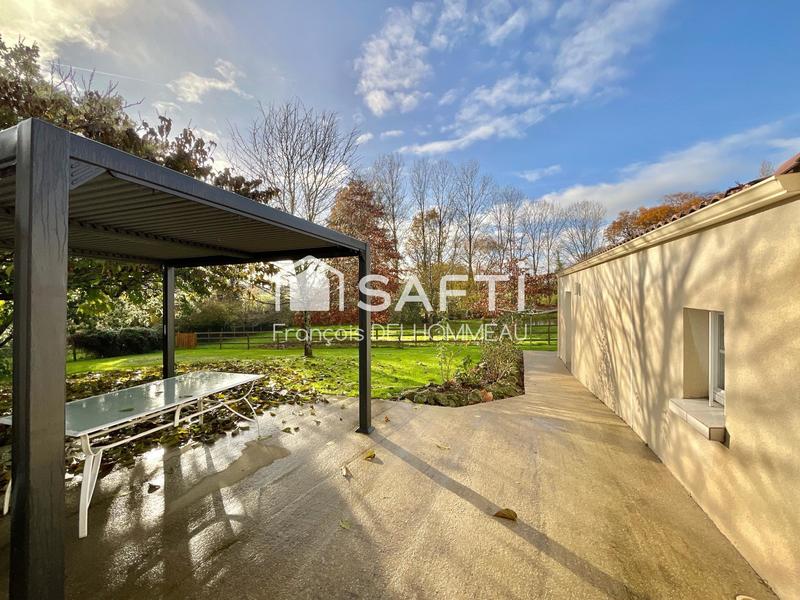 Maison - 137 m² - 7 pièces