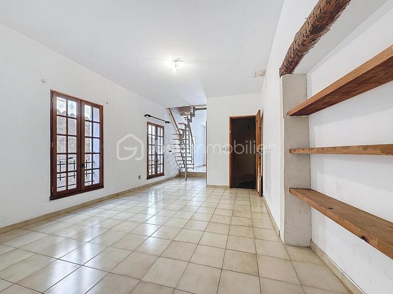 Maison de village - 80 m² - 4 pièces