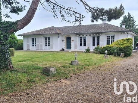 Appartement - 160 m² - 8 pièces