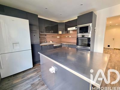 Appartement - 88 m² - 4 pièces